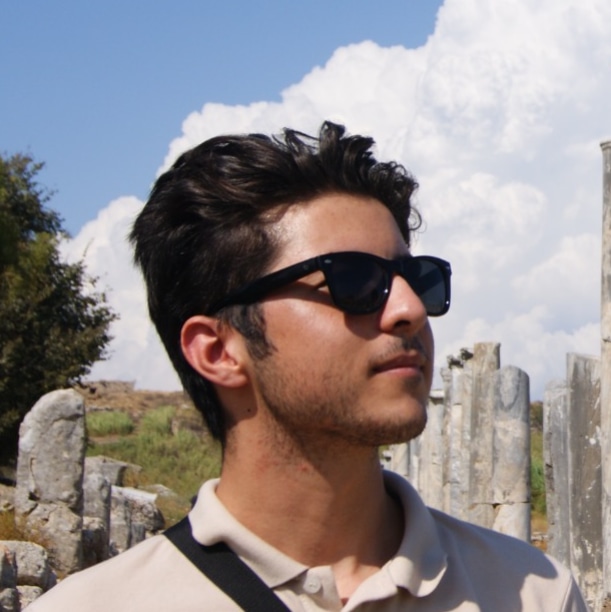Tolga Karakaya, by the sea, denize karşı, kısa film, belgesel